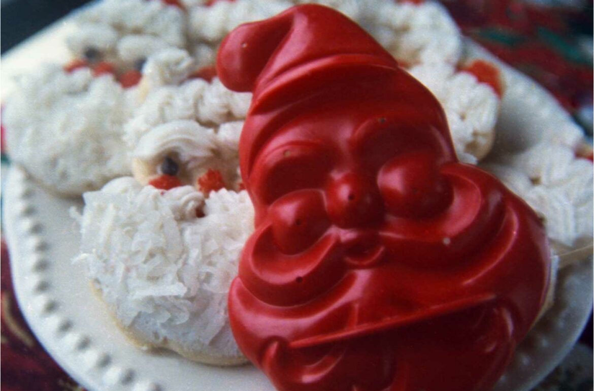 Aunt Chick's Jolly Santa 3D Cookie Cutter