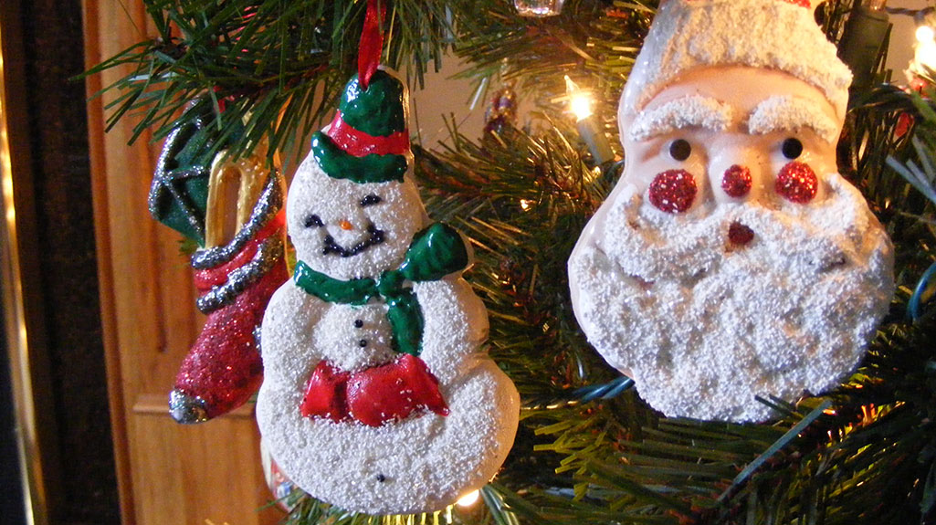 Holiday Ornaments – Clay Sculpey