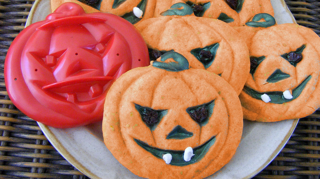 Pumpkin Cutout Cookies