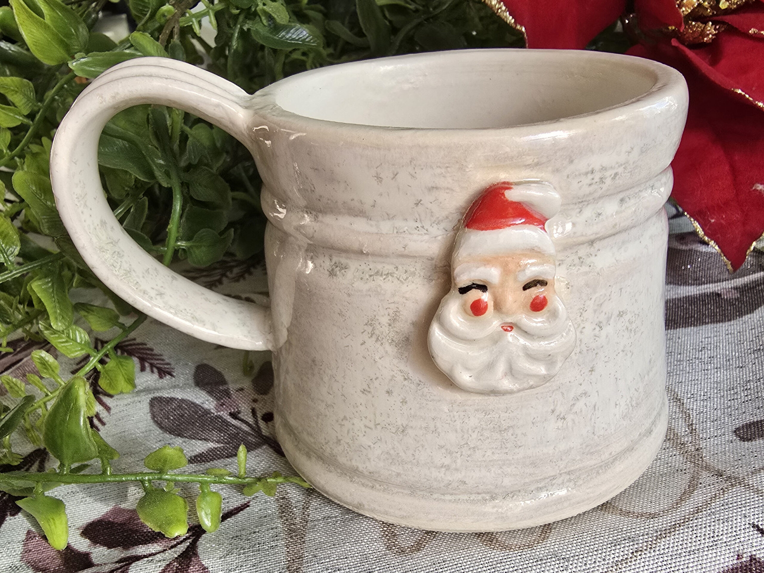 Mini Santa Tea Mugs - 01 Jolly Santa Cookie Mug